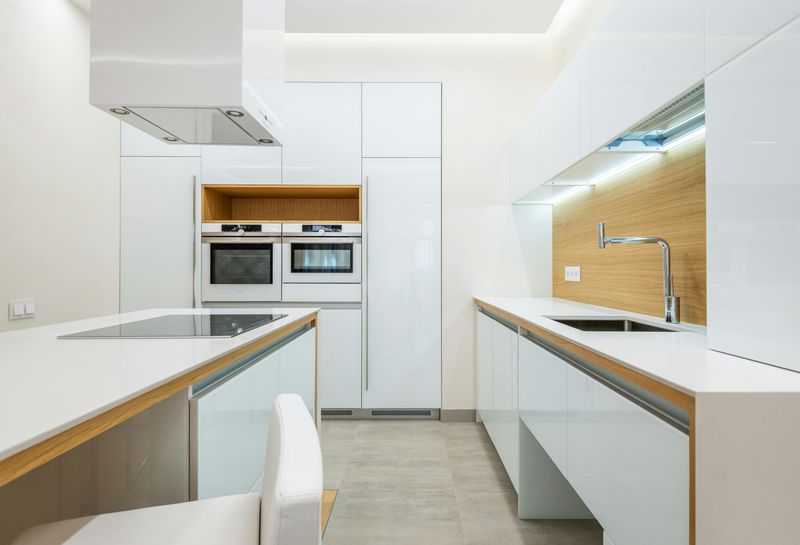 Induction Cooktops with Flexible Zones