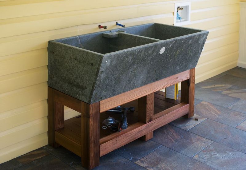 14 Vermont Farmhouse Mudrooms Designed To Tackle Mud Season - Decor Hint Historic Preservation Marvel