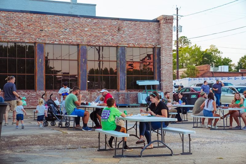 11 Local-Approved Alabama Patios Perfect For Any Occasion - Decor Hint Opelika's Railroad Garden