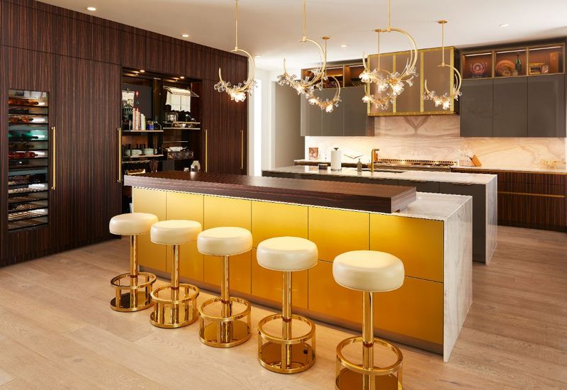 10 Texas Kitchen Islands Designed For Family Gathering And Function - Decor Hint Dallas Luxury Entertainment Hub