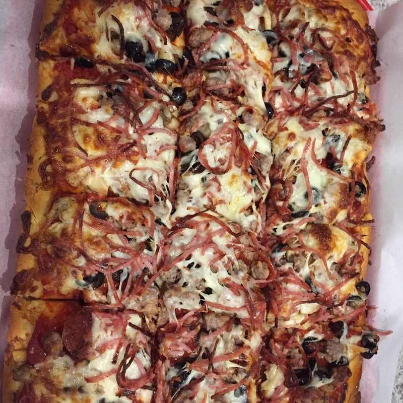 12 Ohio Pizza Places Keeping Family Recipes Alive - Decor Hint Wedgewood Pizza