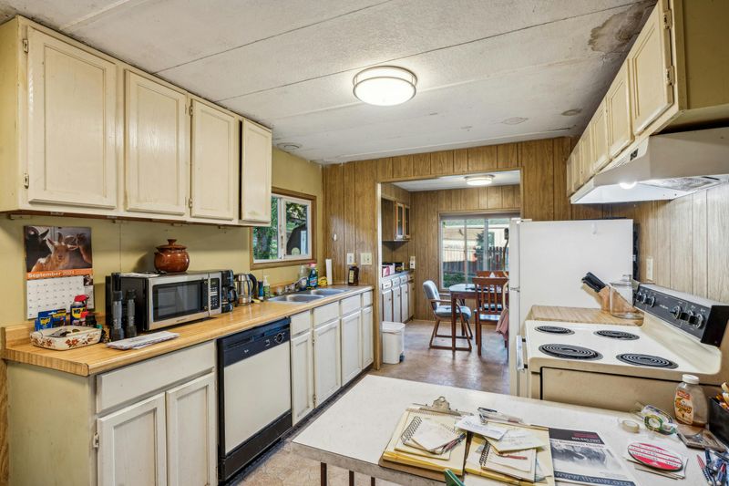 Harvest Gold Countertops