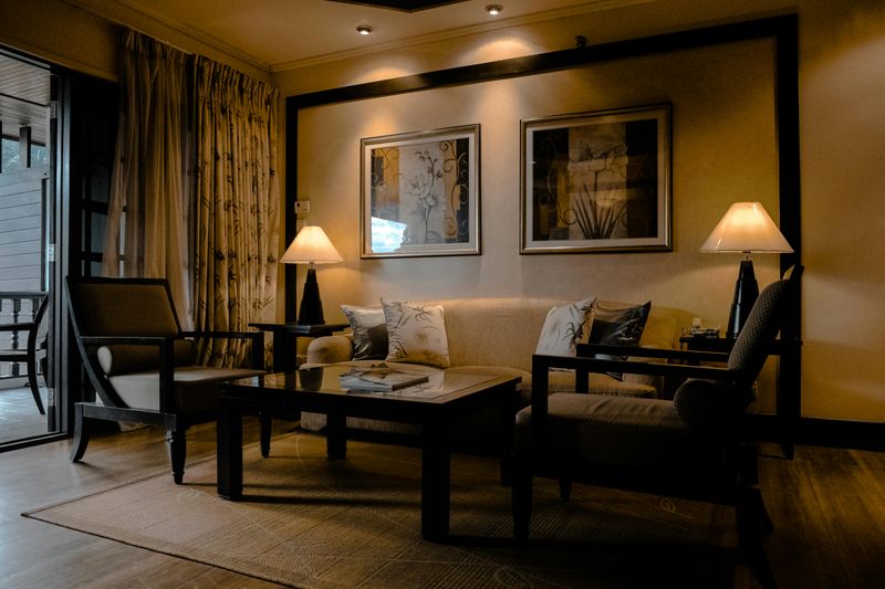 9 Guidelines To Help You Use Color Harmony In Your Home Design - Decor Hint Incorporate Texture And Pattern To Enhance Color Depth