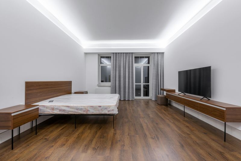 What Not To Paint In Your Home And Practical Alternatives - Decor Hint Vinyl Flooring