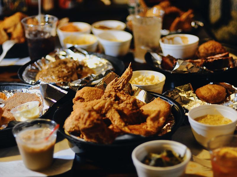 8 Kentucky Fried Chicken Stops That Bring The True Flavor Game - Decor Hint Shirley Mae's Café – Louisville, KY