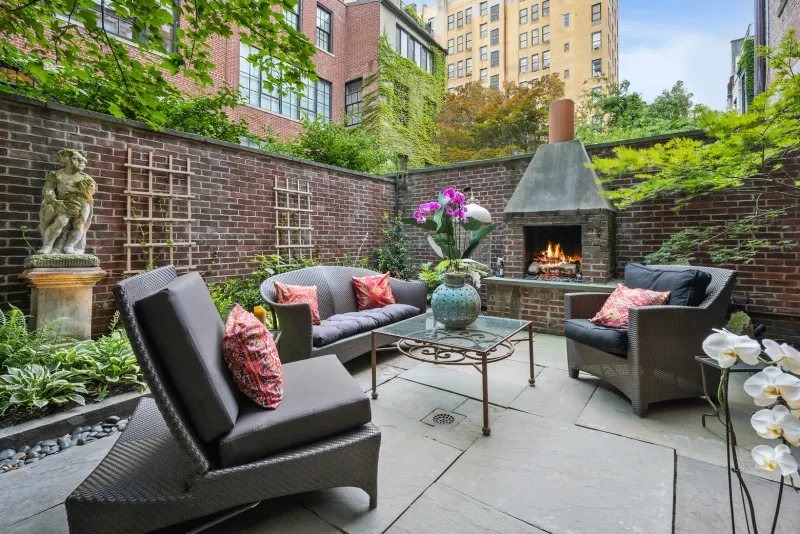 Carnegie Hill Maisonette