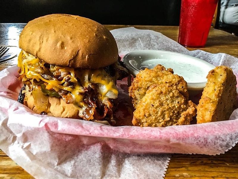 10 Oklahoma Chicken-Fried Steaks Like Grandma Used To Make - Decor Hint Tucker's Onion Burgers & More – The Unexpected Champion