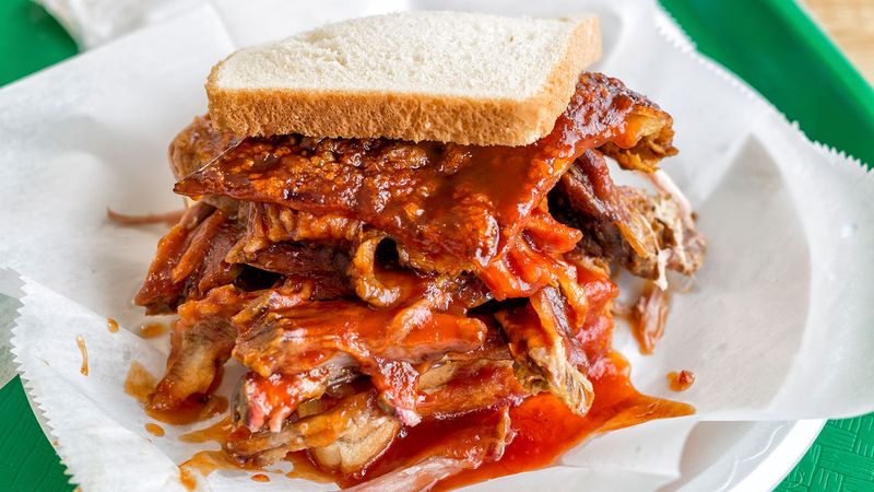Lannie's Bar-B-Q Spot 