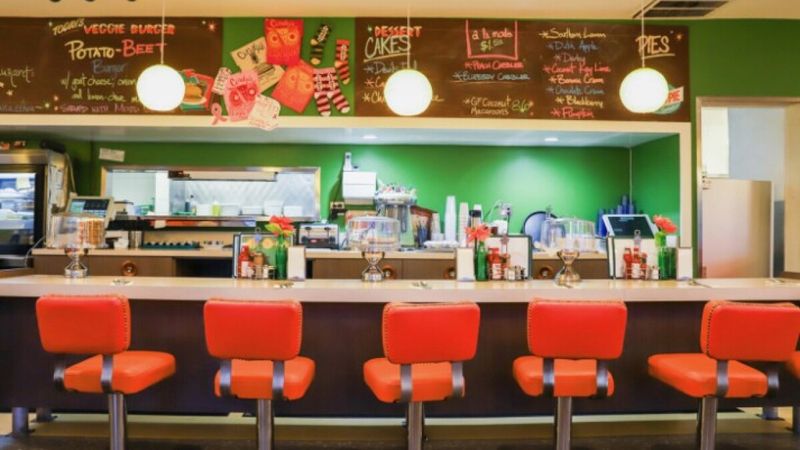 14 Classic Diners In America You May Not Want To Miss - Decor Hint 50s Prime Time Café, Los Angeles