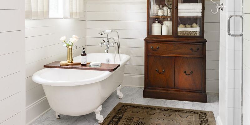 Claw-Foot Tubs