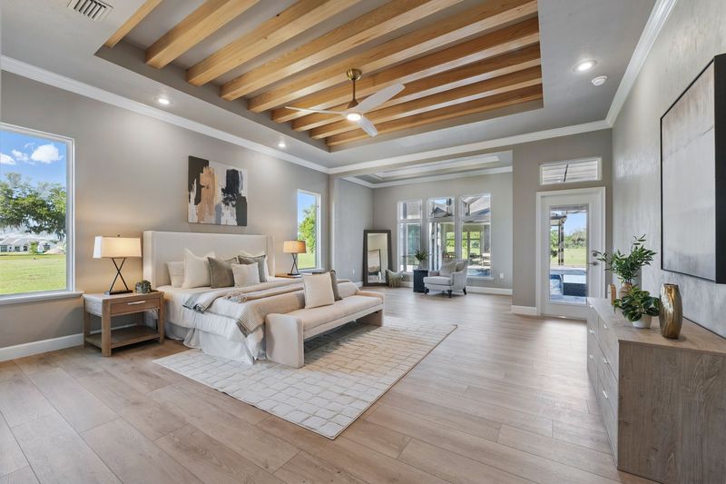 10 Signature Details Defining Florida Bedrooms With Coastal Style - Decor Hint Weathered Wood Accents