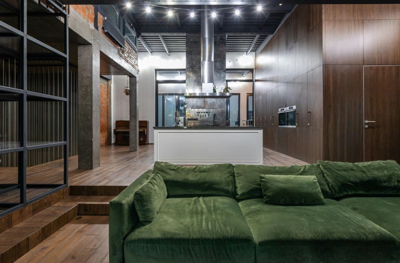 8 Brooklyn Decor Trends That Could Fade - Decor Hint Excessive Industrial Metal Accents