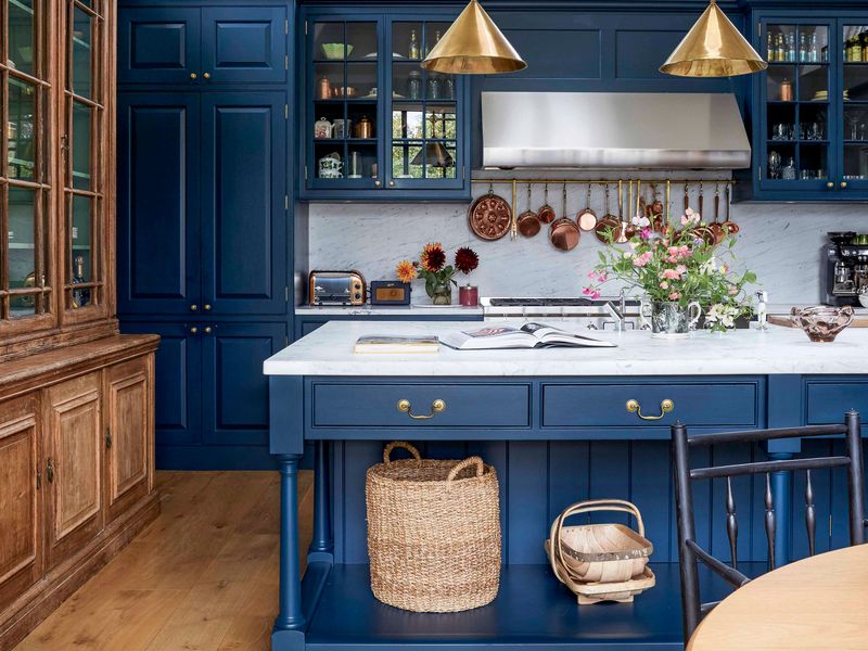 12 Georgia Butler's Pantries Making A Quiet Comeback - Decor Hint Brunswick Yacht Club Inspired