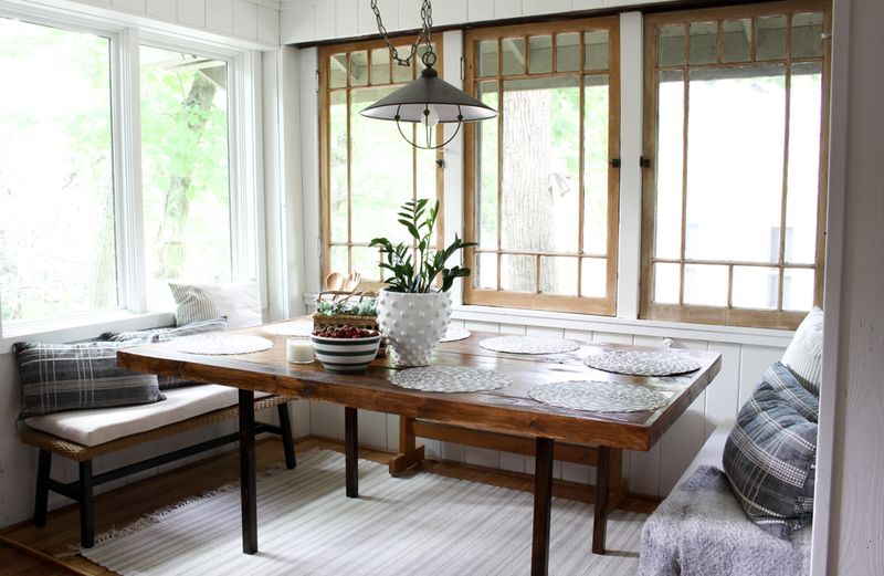 Rustic Dining Nooks