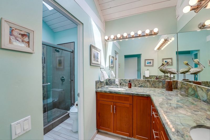11 Paint Colors San Diego Designers Keep Coming Back To - Decor Hint Pacific Heights Aqua