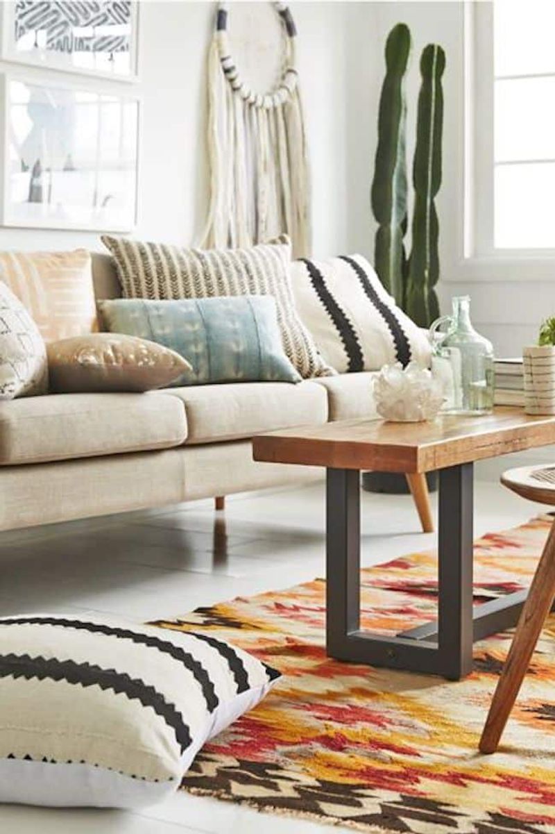 12 Nevada Desert Homes With Décor Inspired By Their Surroundings - Decor Hint Turquoise Oasis in Primm