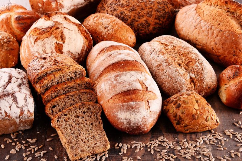 14 Authentic New Jersey Italian Bakeries Straight From Nonna's Oven - Decor Hint Aversa's Bakery – Turnersville, NJ
