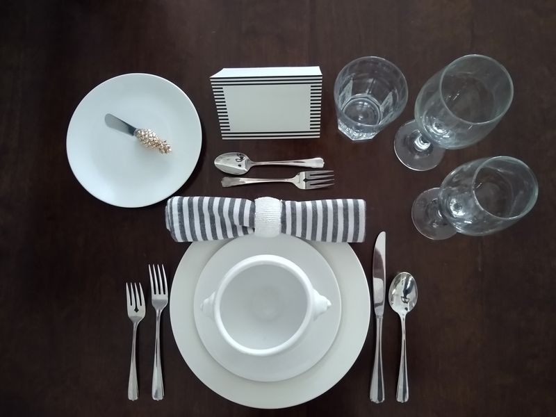 12 Outdated Indiana Dining Room Trends Turning Off 2025 Buyers - Decor Hint Formal Place Settings