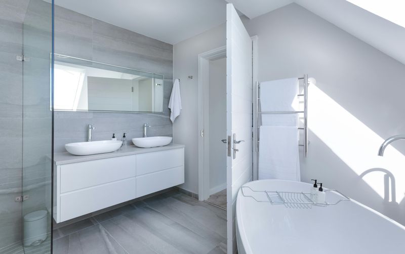 9 Interior Color Ideas That Could Dominate Design In 2026 And Later - Decor Hint Crisp White