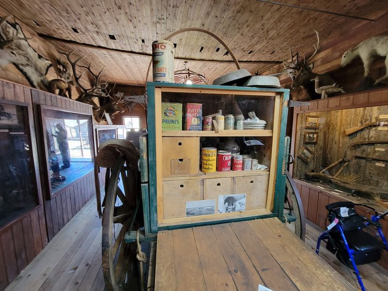 2 Mules Chuckwagon