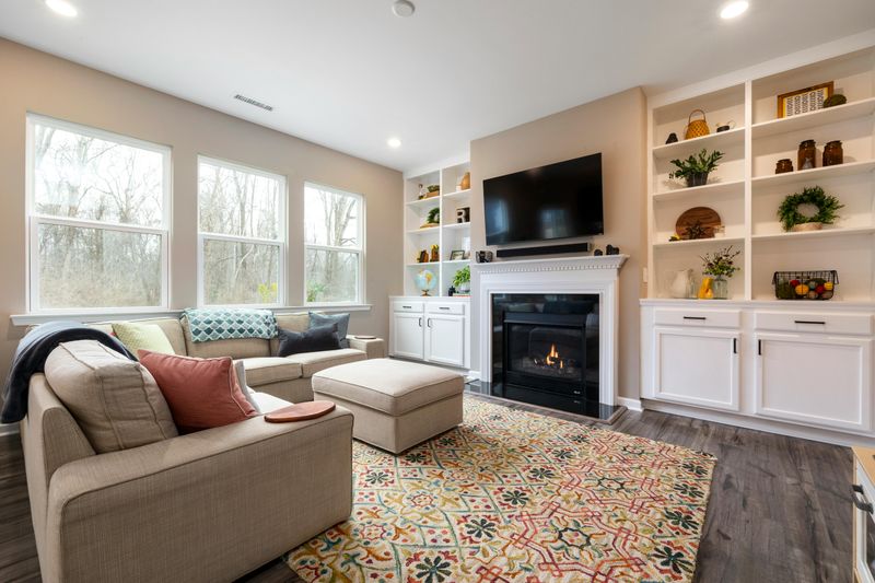 15 Practical Tips For Designing A Comfortable And Functional Home - Decor Hint Invest In Multi-Purpose Furniture