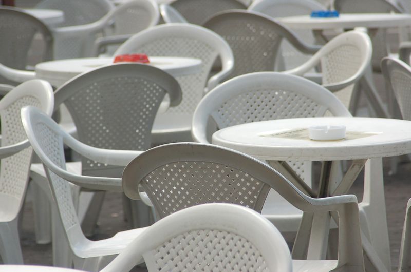 7 '90s Furniture Looks That Might Not Make A Comeback - Decor Hint Plastic stackable chairs