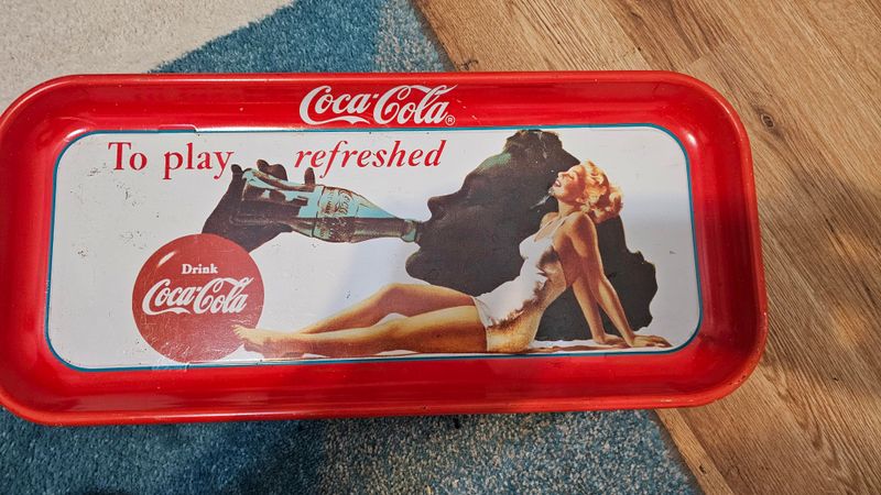 In Georgia, 16 Collectibles On The Decline For 2025 And 6 That Are No Longer Worth Anything - Decor Hint Coca-Cola Vintage Trays Fizzling Out