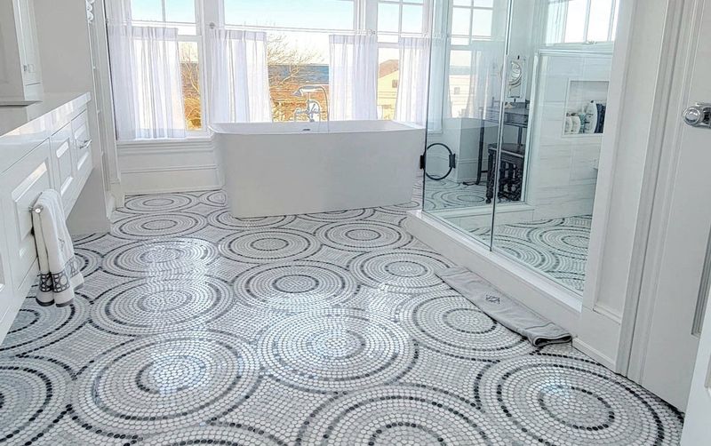 11 Vintage California Bathrooms Making A Stylish Comeback - Decor Hint Penny Tile Flooring Returns
