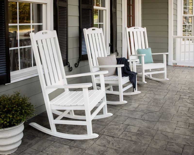 11 Gorgeous Porch Designs That Make North Carolina Cottages Shine - Decor Hint Front Porch Rockers