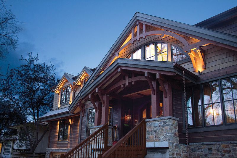 10 Texas Cabins That Prove Rustic Doesn't Mean Rough - Decor Hint Vineyard Timber Frame