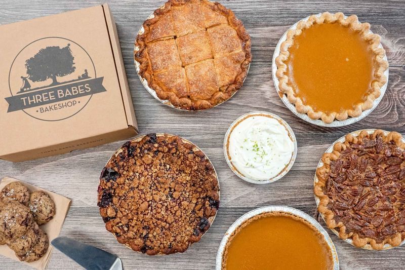 6 California Farmers' Market Breakfasts That Feel Like Saturday Morning - Decor Hint Three Babes Bakeshop's Mini Morning Pies