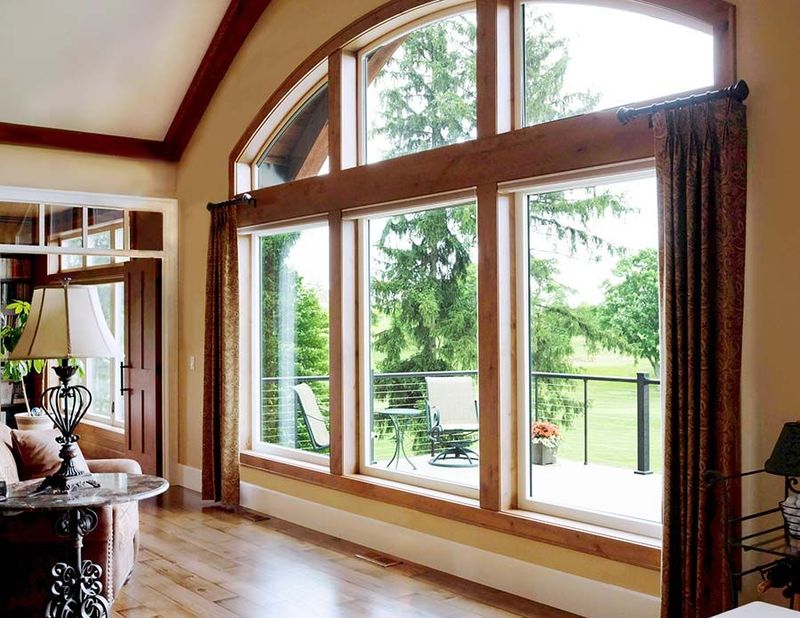 9 Distinctive Craftsman Home Features Disappearing From Ohio - Decor Hint Wide Window Trim