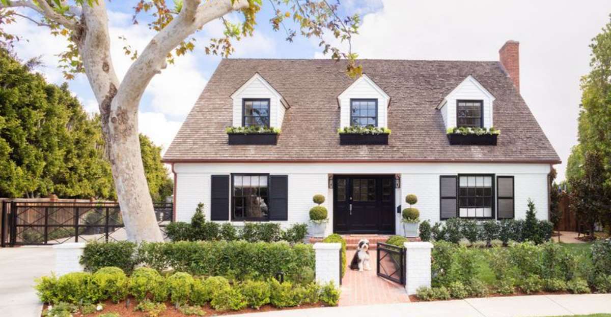 Curb Appeal Nightmares 5 Arizona Homes That Fell Flat 6 Even Worse Offenders - Decor Hint