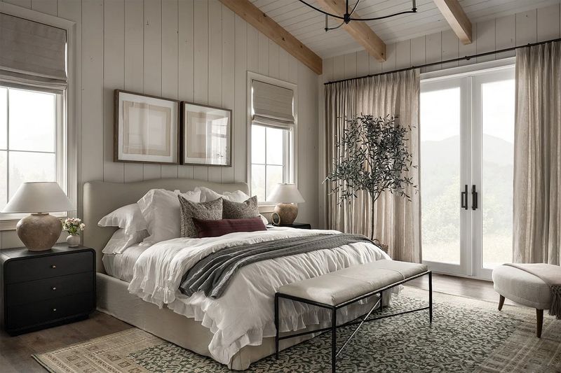 14 North Carolina Shiplap Walls That Do Not Feel Overdone - Decor Hint Shiplap In A Cozy Bedroom Retreat