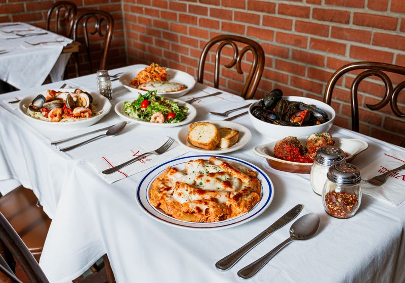 12 Classic Italian Restaurants Pennsylvanians Really Love - Decor Hint Villa di Roma: South Philly's No-Frills Gem