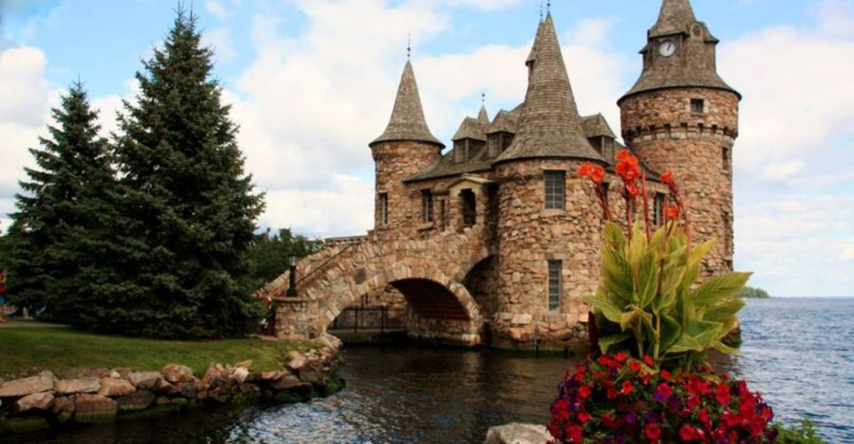 Discover Boldt Castle In New York Thousand Islands - Decor Hint