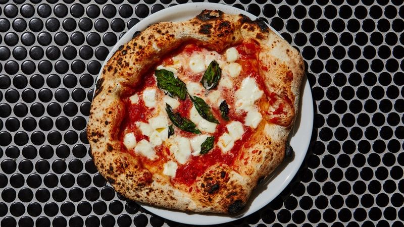 7 Classic New York Pizza Chains Keeping Tradition On The Menu - Decor Hint Una Pizza Napoletana: East Village Perfection Laboratory