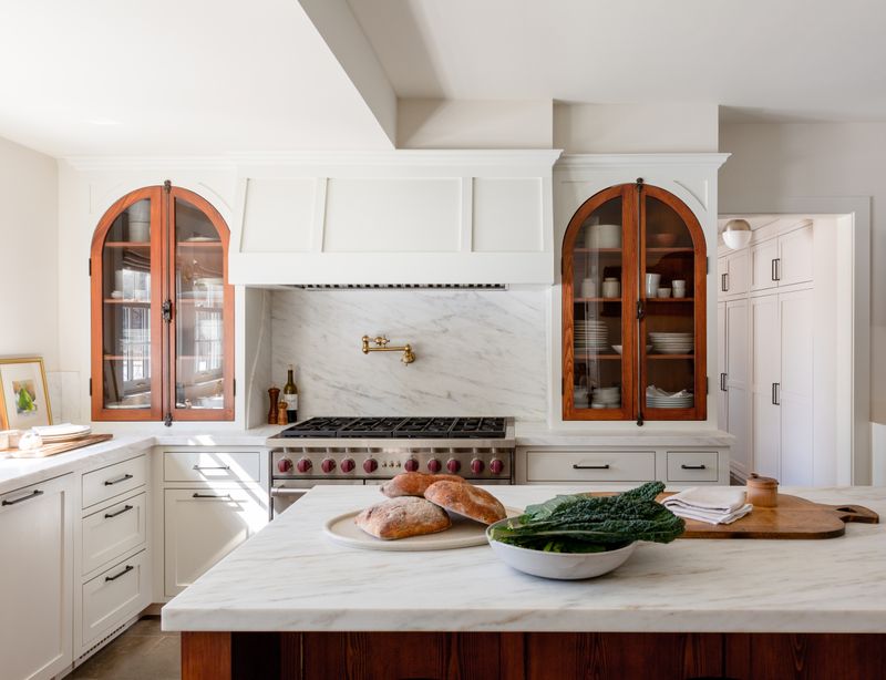 12 Georgia Butler's Pantries Making A Quiet Comeback - Decor Hint Tybee Island Beach Cottage Charm