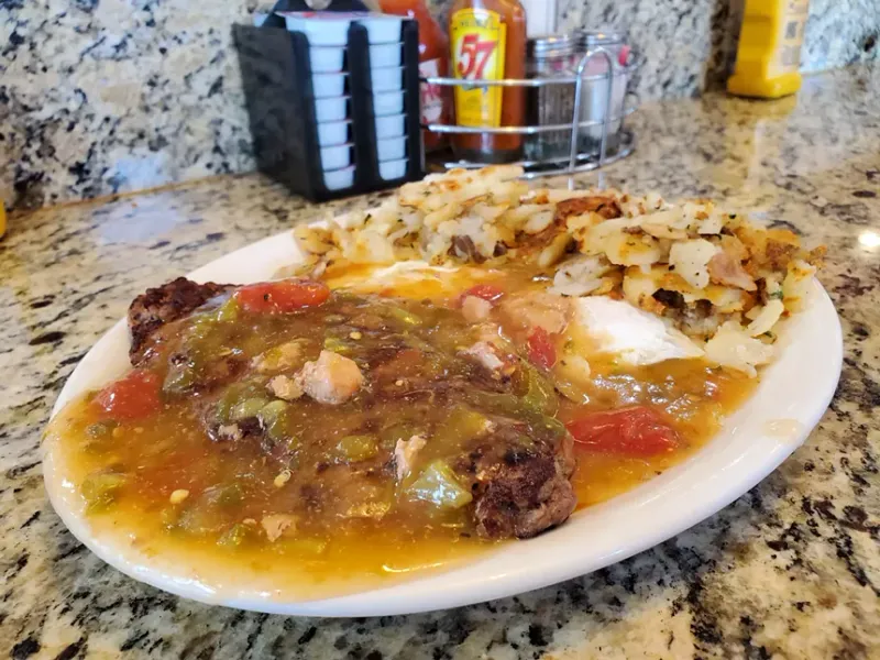12 Colorado Green Chili Spots Perfect For A Cozy Mountain Evening - Decor Hint Hits the Spot Diner – Lakewood's Comfort Food Haven