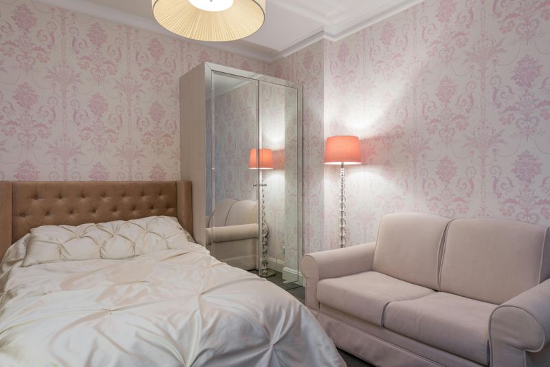 8 Accent Wall Colors To Turn Your Bedroom Into A Luxurious Oasis - Decor Hint Soft Blush Pink