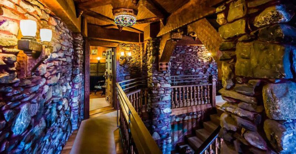 Explore Gillette Castle In Connecticuts Forests - Decor Hint