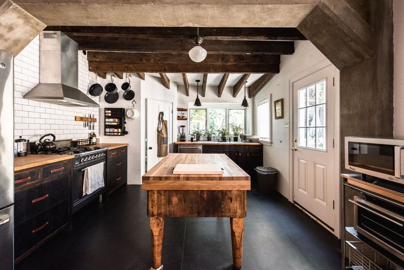 9 Maryland Row House Updates That Keep The Old Bones - Decor Hint Updated Kitchen With Period Details