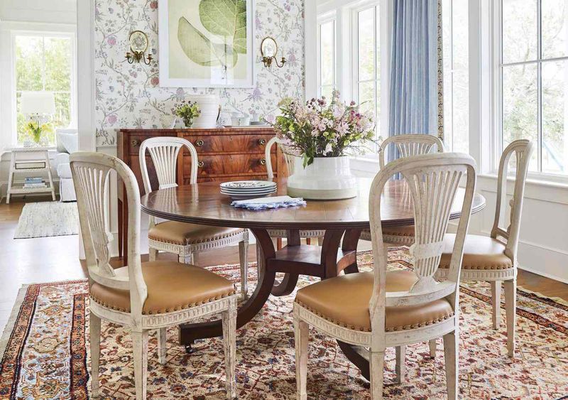 11 Texas Farm Table Types Built For Everyday Use - Decor Hint Round Farm Table