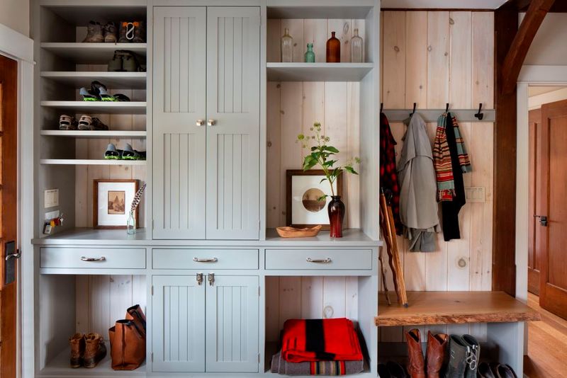 14 Vermont Farmhouse Mudrooms Designed To Tackle Mud Season - Decor Hint Timber Frame Showstopper