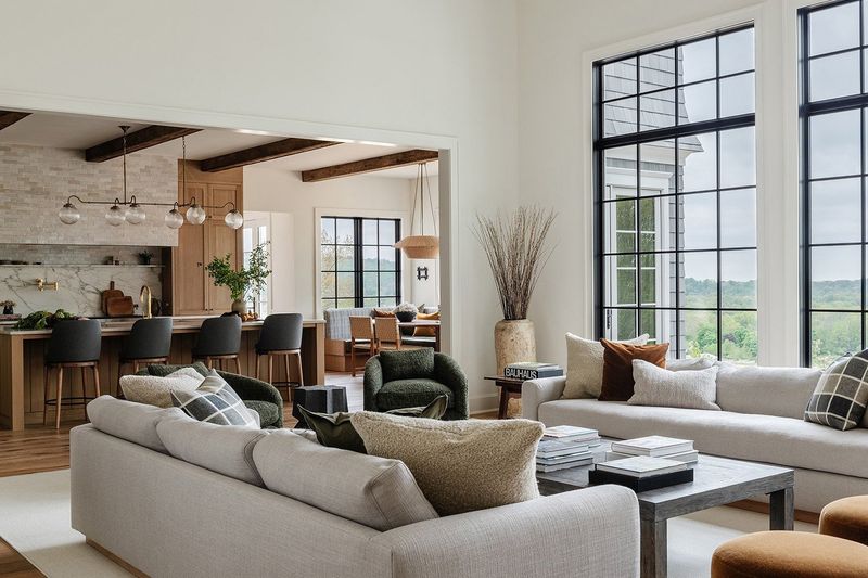 8 Home Design Trends Minneapolis Is Leaving Behind In 2025 - Decor Hint Accent Walls Disappear