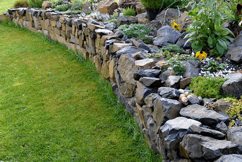 8 South Dakota Fieldstone Walls That Feel Forever - Decor Hint Garden Fieldstone Retaining Wall