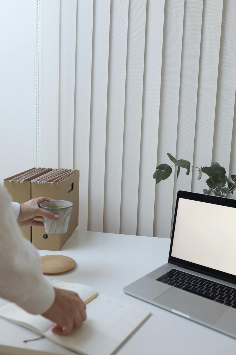 Digital Decluttering Routine