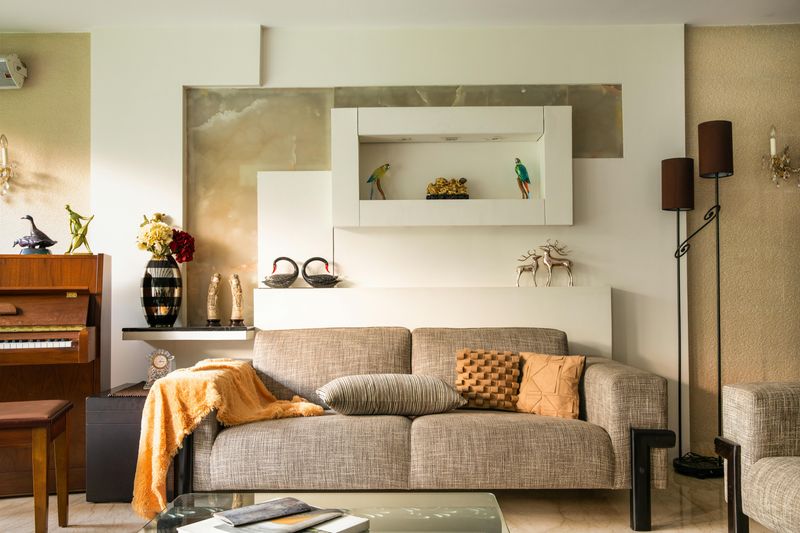 Arrange Pillows