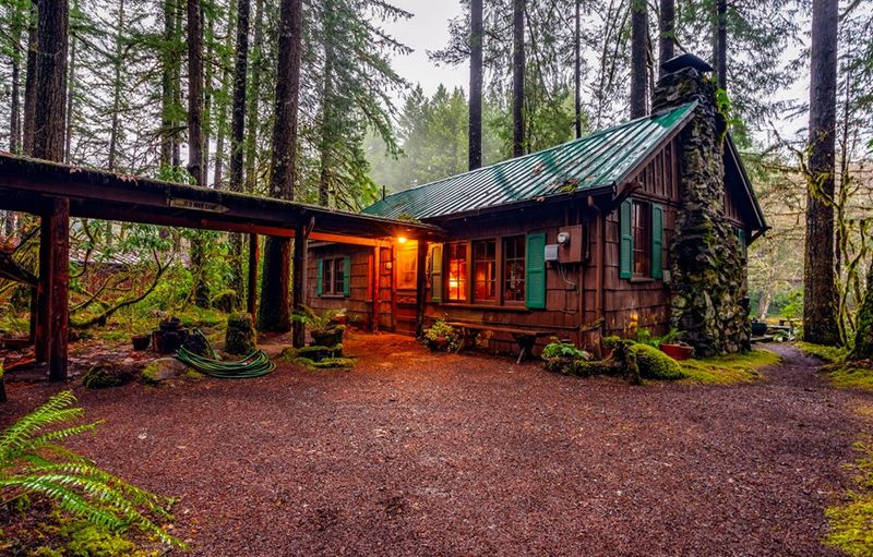 Riverfront Rustic 