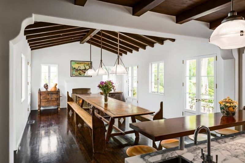 12 Outdated Indiana Dining Room Trends Turning Off 2025 Buyers - Decor Hint Tuscan-Inspired Decor